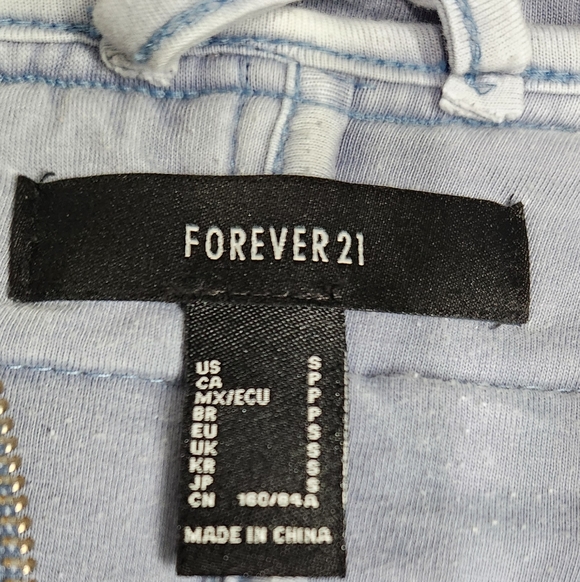 Forever 21 Light Blue Quilted Jacket, Small, EUC. - Picture 5 of 8